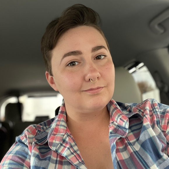 Meet your Posher, Dash - Picture 1 of 1